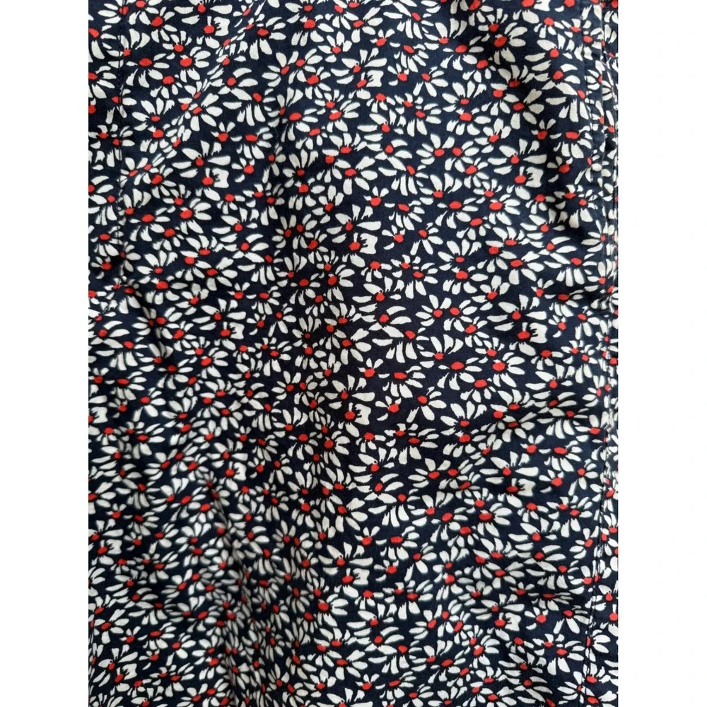 J.Crew‎ Men's Floral Blue and Red Stanton Shorts Size 38/9 inch inseam.